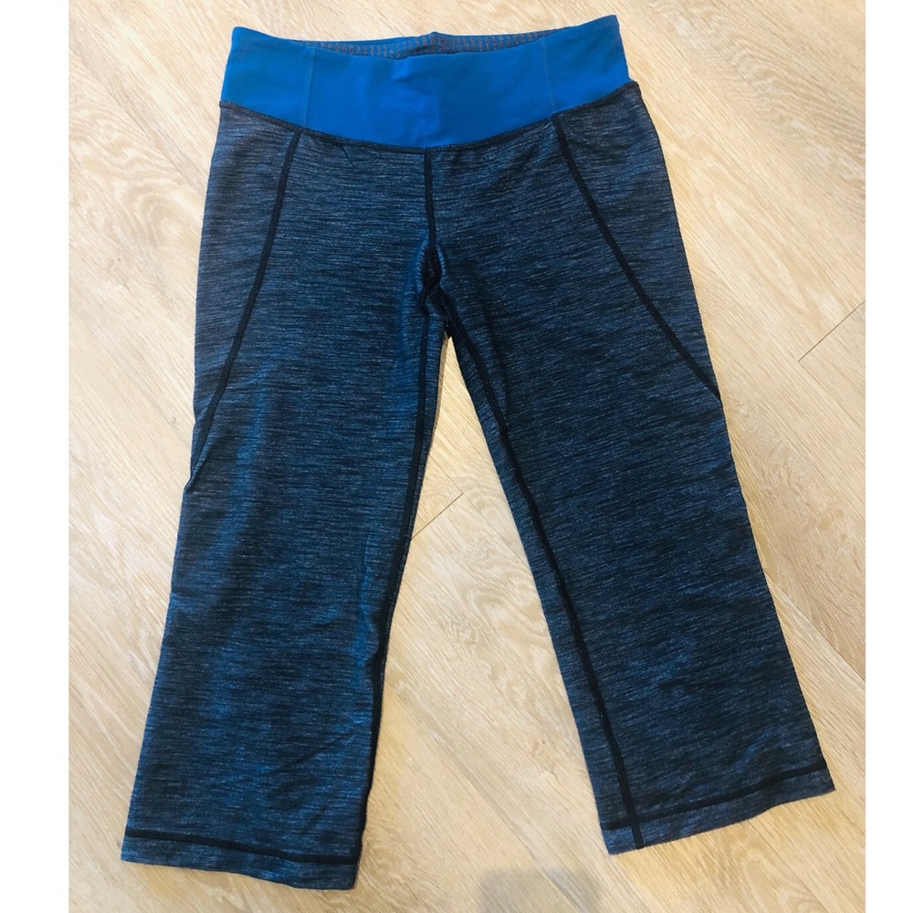 Lululemon Blue Capris size 8